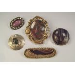 AGATE BROOCHES.