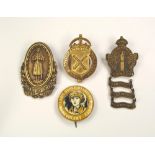 WWI MUNITIONS BADGES.