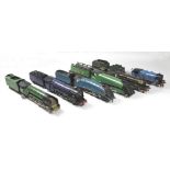 A mixed group of O gauge, six locos and seven tenders, clockwork, static and electric,