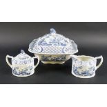 A Masons Ironstone part dinner service in the Old Chelsea pattern, Rd Number 647812, comprising,