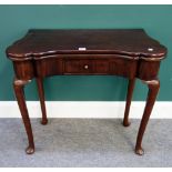 A George II mahogany tea table, with shaped top and pad feet, 78cm wide x 69cm high.