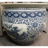 A very large Chinese blue and white porcelain jardiniere, late 19th/20th ,