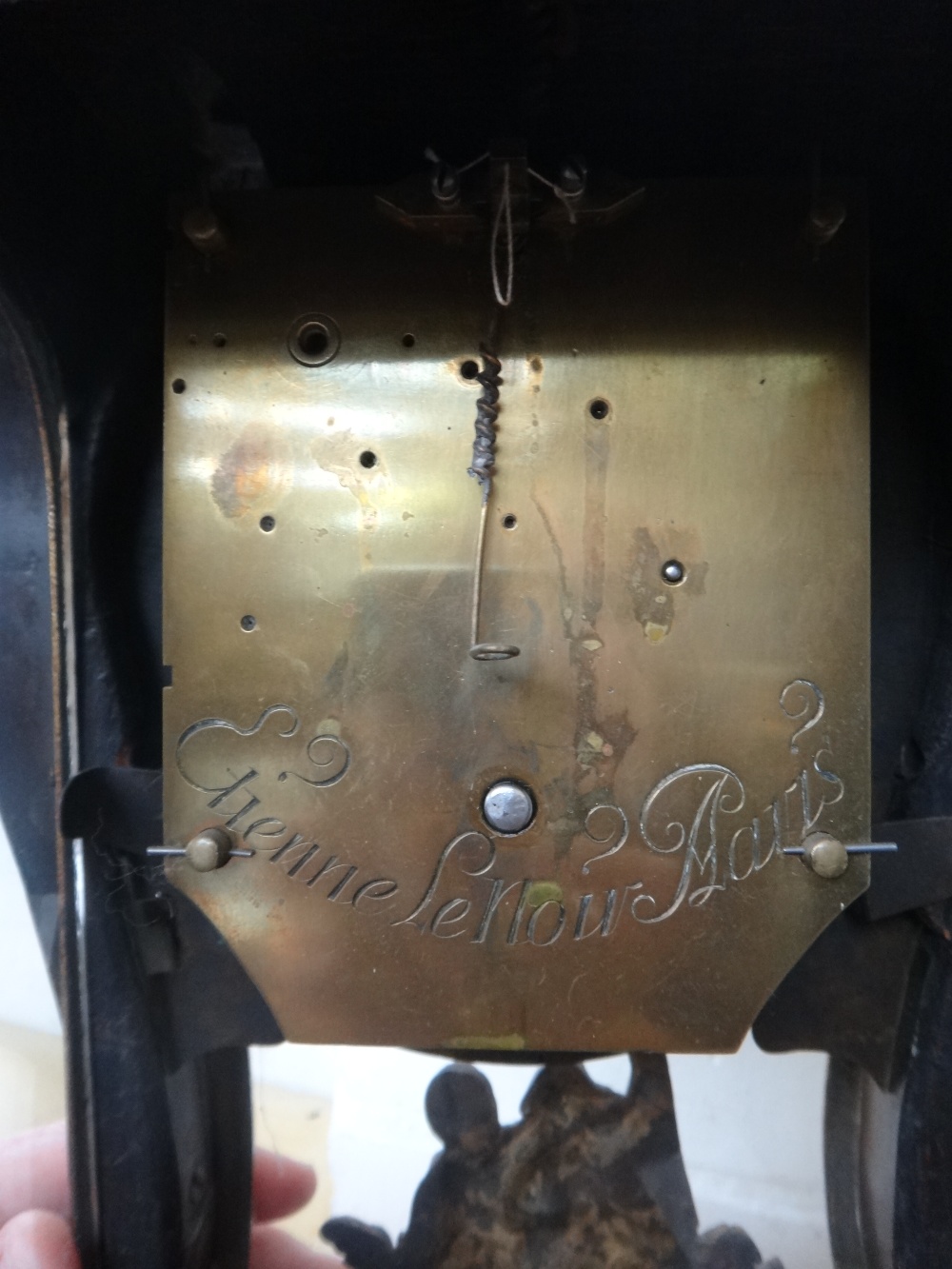 A Louis XV ormolu mounted boulle bracket clock by 'Etienne Le Noir, Paris', - Image 6 of 7