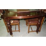 A Victorian mahogany extending dining table with pair of leaves, 230cm wide.
