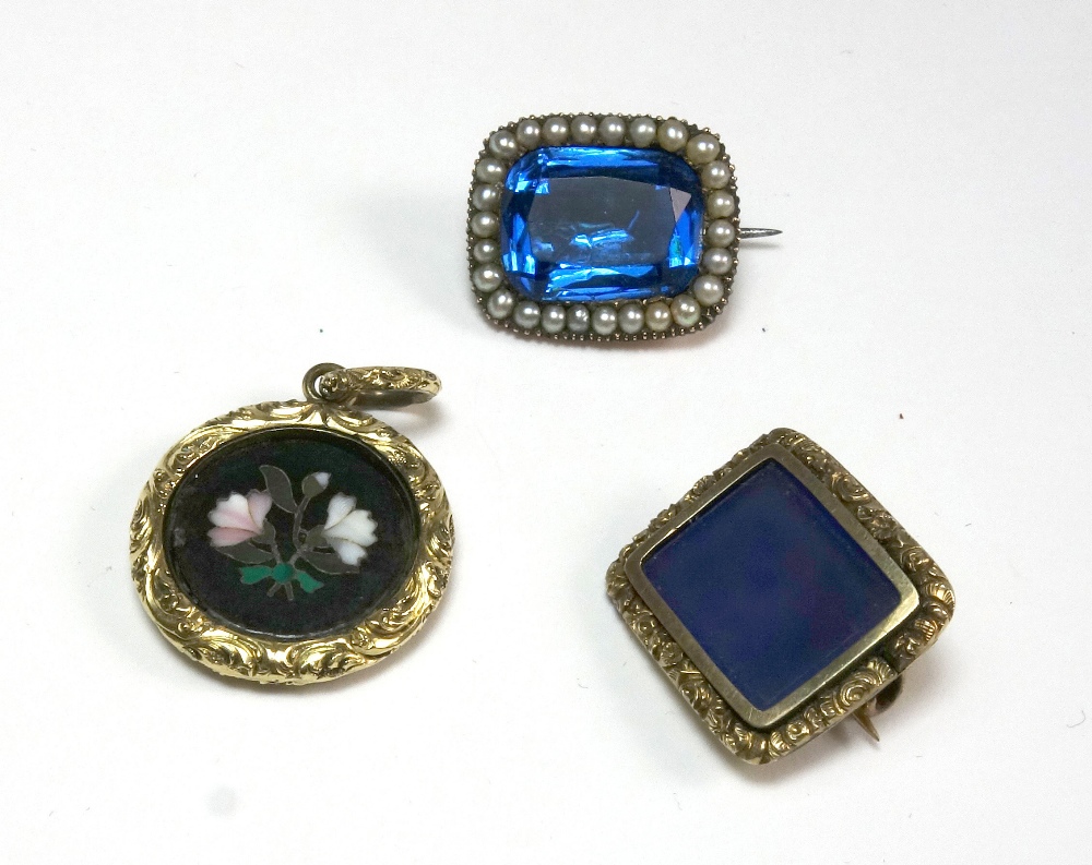 Three 19th century gold jewels, comprisi