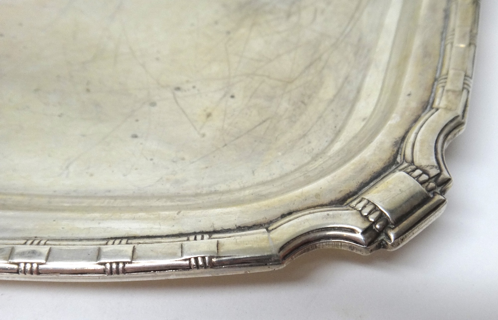 A silver twin handled shaped rectangular tray, having a decorated rim in the Art Deco style, - Image 2 of 5