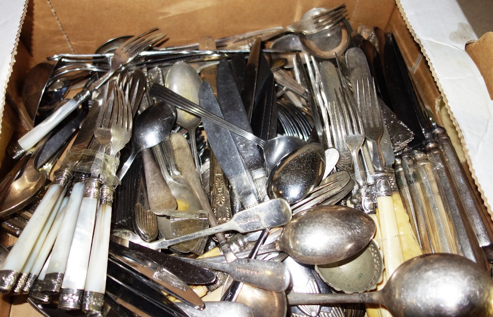 A large quantity of mixed silver plated items to include; flatware, two pairs of candlesticks, - Image 2 of 4