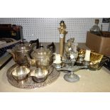 A quantity of collectables, including a gilt brass Corinthian table lamp,