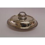 An Edwardian oval silver entree dish, William Hutton & Sons, London 1903,