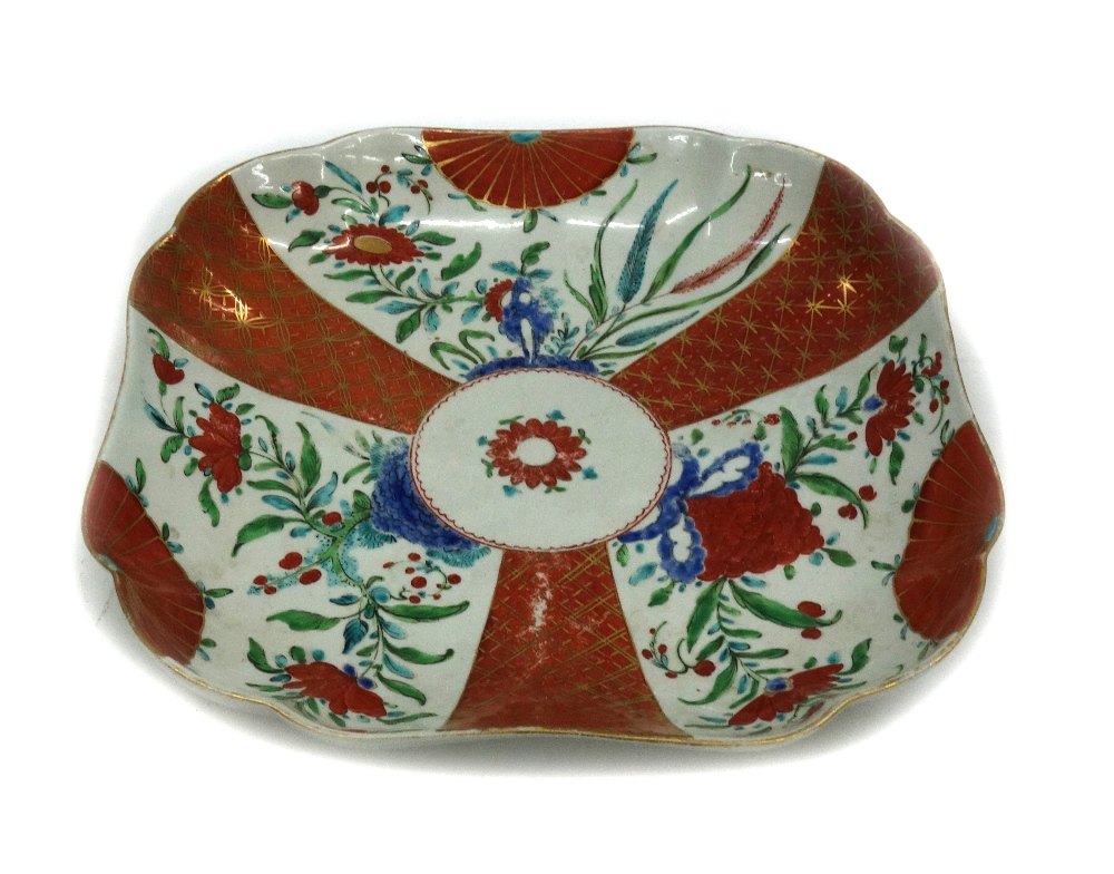A Worcester porcelain 'Japan' pattern shaped square dish, circa 1770, - Image 2 of 2