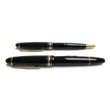 A Montblanc 146 fountain pen with 14ct gold nib, marked 4810 (14.
