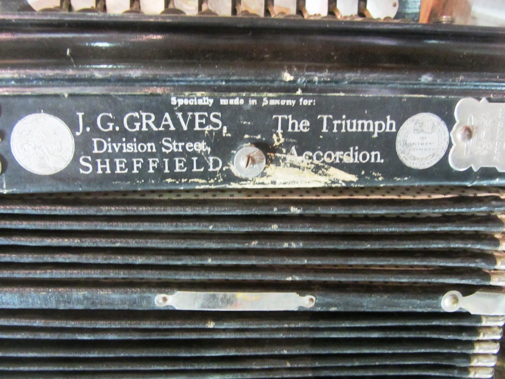 Collectables, including 19th century wooden boxes, cased early 20th century accordion, - Image 5 of 5