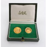 Cased South African 1975 gold 2 Rand and 1 Rand coins. Illustrated.