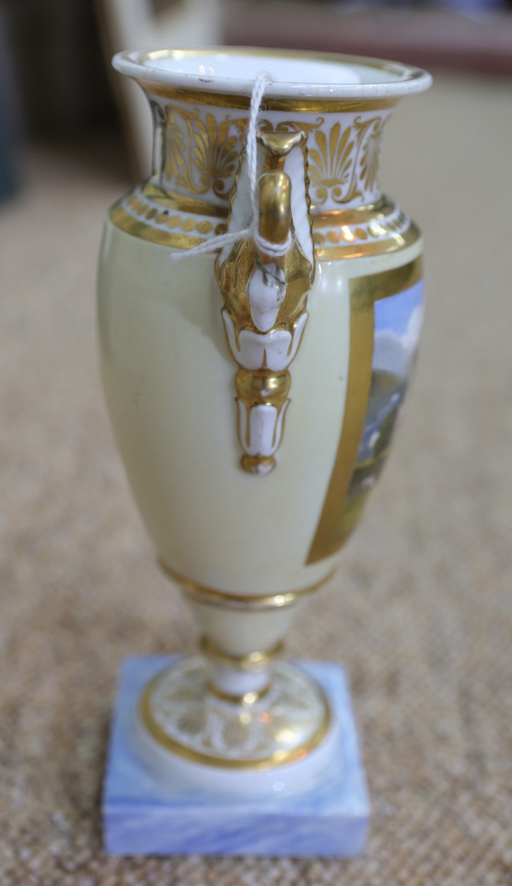 A Chamberlains Worcester porcelain vase, - Image 4 of 9