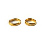Two 22ct yellow gold wedding bands, Birmingham 1926 and London 1907, 16g, (2).