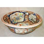 A Japanese Imari bowl, Meiji period,