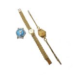 A Docker gold circular cased lady's wristwatch, the caseback detailed 18 K 0,750,