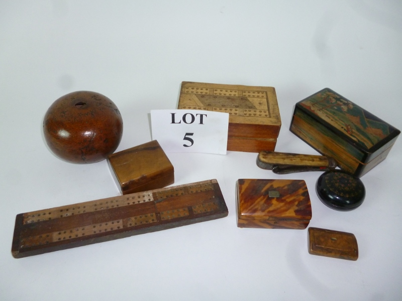 Two cribbage boards or boxes; a tortoiseshell stamp box (a/f) and other small boxes;