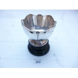 A silver wavy edged bowl and stand Sheffield 1905 est: £100-£150