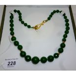 Faceted emerald gemstone necklace (8-16
