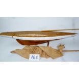 A wooden pond yacht (a/f) et: £30-£50 (A