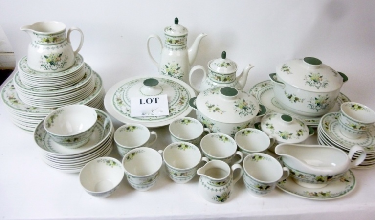 A pretty Royal Doulton Provincial patter