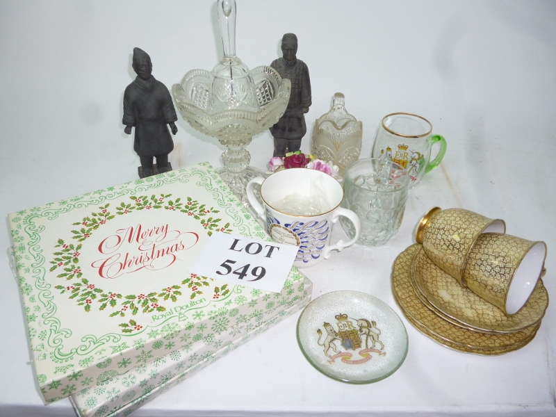 A mixed lot to include two Doulton Chris