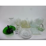 Assorted glassware to include a green glass dish est: £30-£50 (A3)