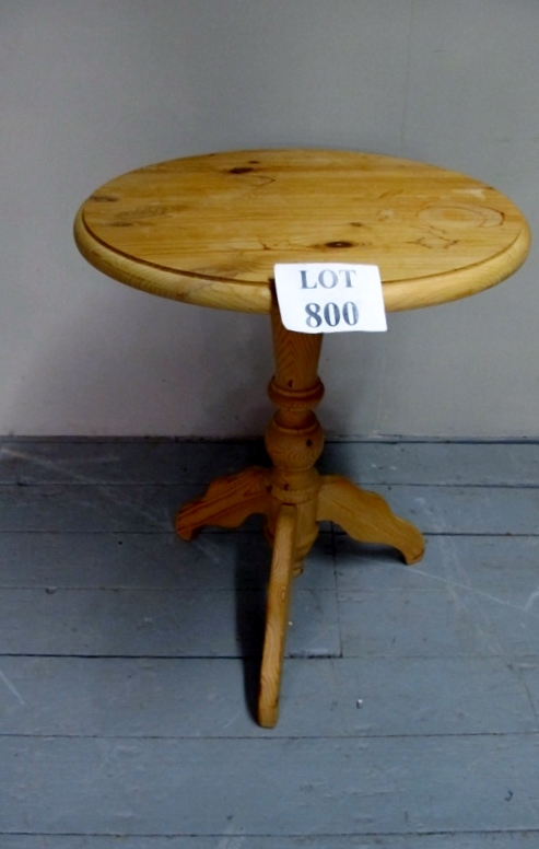 A 20c pine tripod table in clean condition (couple of ring marks to top) est: £20-£40