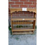 A 20c pine wall plate holder shelf unit est: £20-£30