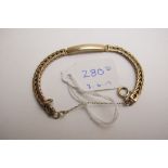 A 9ct gold ladies 1d bar bracelet est: £