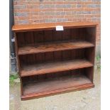 A 19th Century mahogany open bookcase with two fixed shelves est: £80-£120