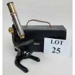 An early 20th century Octopus Series 3 microscope and case est: £30-£50 (B11)