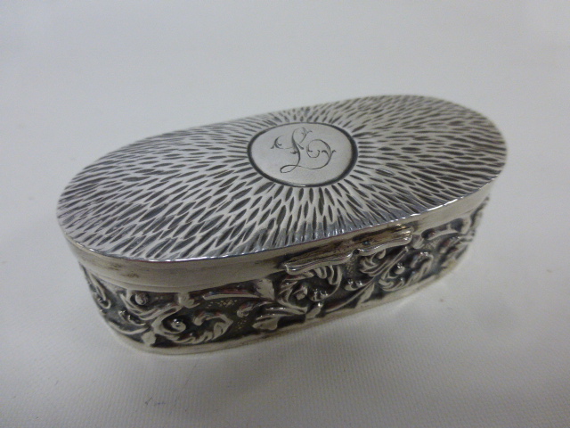 Edwardian silver oval ring box, hallmarked Birmingham 1908 by Samuel M Levi, with fitted interior,