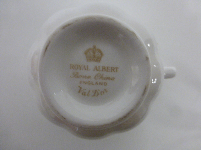 Royal Albert 15 piece complete coffee set in the Val D'or pattern and two Portmeirion Botanic - Image 2 of 3