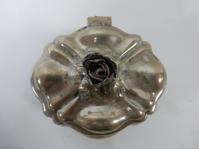 Hungarian silver lidded pot of lobed form with finial in the form of a rose, - Image 2 of 4