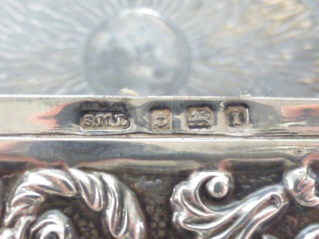 Edwardian silver oval ring box, hallmarked Birmingham 1908 by Samuel M Levi, with fitted interior, - Image 3 of 3