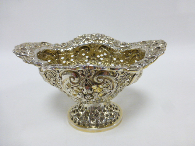 Victorian silver pedestal bonbon dish hallmarked London 1894 by maker CS Harris,