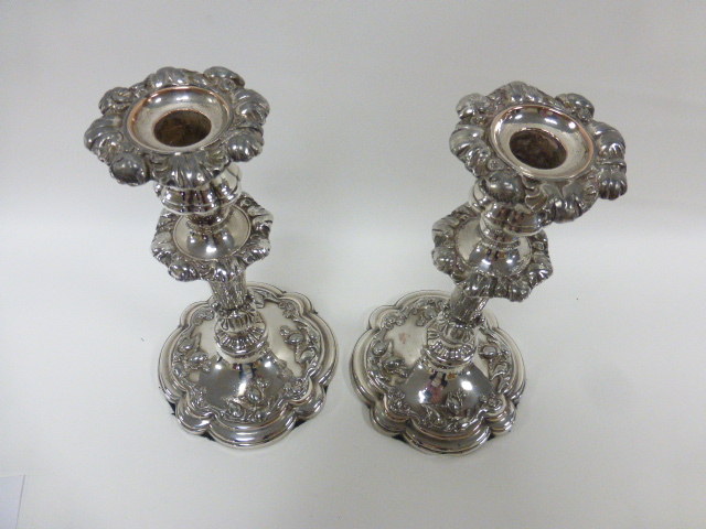 Good pair of 19thC Sheffield Plate Candlesticks by Blagdon, Hodgson & Co, 23.5cms in height. - Image 3 of 5