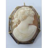 14ct gold mounted Cameo brooch/pendant, 3.8x3.1cms.