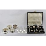 ROBERT PRINGLE & SONS A SET OF SIX SILVER COFFEE SPOONS, Sheffield 1903, together with a cased SET