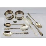 A.J. BAILEY A PAIR OF EARLY 20TH CENTURY SILVER NAPKIN RINGS, Birmingham 1925, together with various