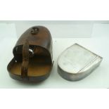 AN EARLY 20TH CENTURY EPNS LEATHER HIKER/MOUNTAINEERS REFRESHMENT SET, having stitch tan leather