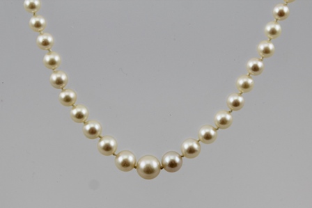 A GRADUATED PEARL NECKLACE with sterling silver diamante set clasp, and a pair of PEARL EARRINGS - Image 2 of 3