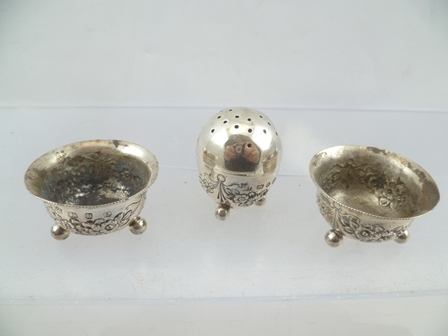 VALE BROTHERS AND SERMAN A LATE VICTORIAN SILVER CRUET SET comprising; two floral swag decorated - Image 3 of 3