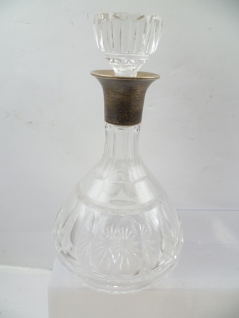 PREECE AND WILLISCOMBE A SILVER COLLARED FACET CUT GLASS DECANTER of mallet form with stopper, - Image 2 of 3