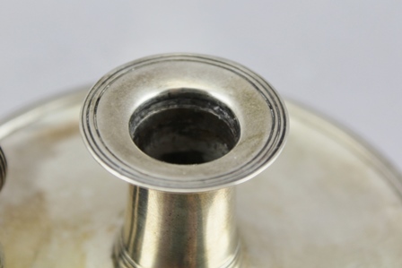 THOMAS GIBBARD A GEORGE III SILVER TAPER STICK HOLDER of chamber stick design, with snuffer and ring - Image 3 of 4