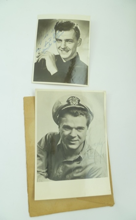 A QUANTITY OF LOOSE PHOTOGRAPHS OF ENTERTAINERS AND CELEBRITY ACTORS FROM THE MID 20TH CENTURY, - Image 8 of 9