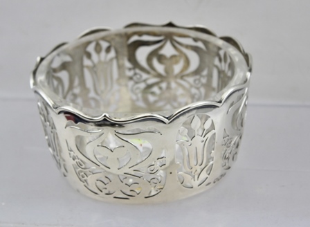 SIBRAY, HALL & CO. LTD. (Charles Clement Pilling) A LATE VICTORIAN SILVER PIERCED BASKET FORM