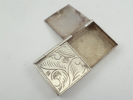 TWO SILVER STAMP HOLDERS of double form, one manufactured as an envelope, together with AN EDWARDIAN - Bild 7 aus 8